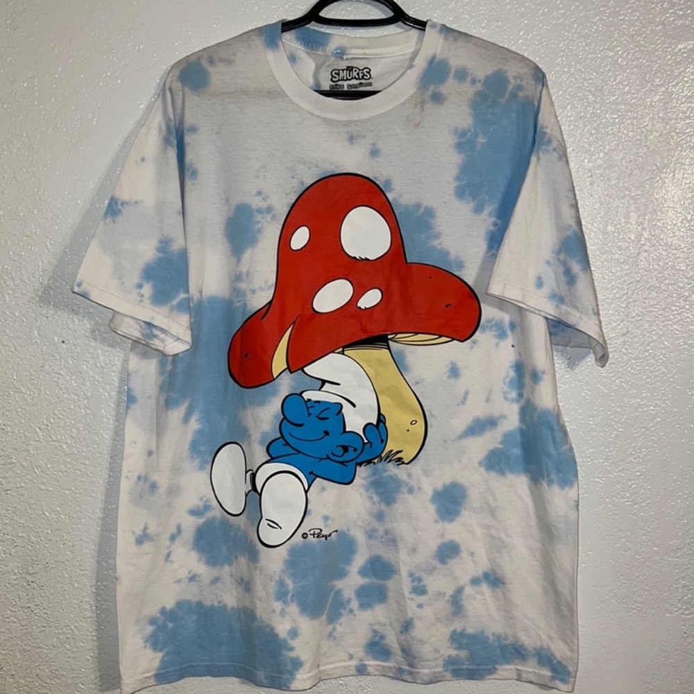 SMURFS GRAPHIC TSHIRT